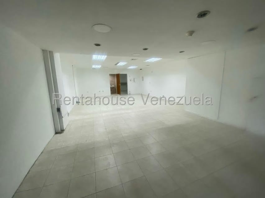 Comercial (Local Comercial) en Venta en Montalban I, Distrito Metropolitano - 10