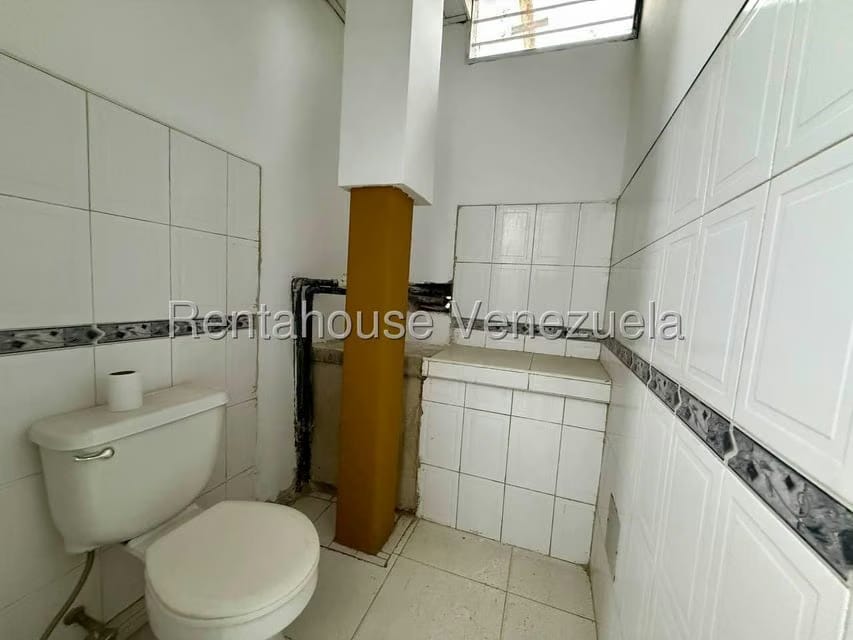 Comercial (Local Comercial) en Venta en Centro, Lara - 17