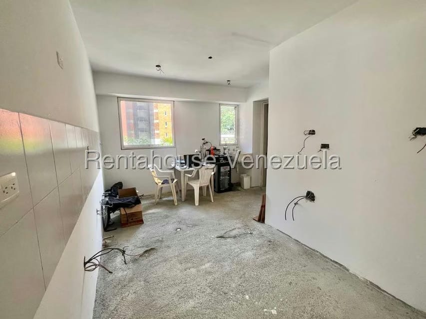 Apartamento (1 Nivel) en Venta en El Cigarral, Distrito Metropolitano - 13