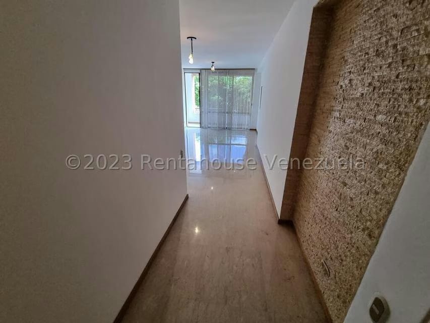 Apartamento (1 Nivel) en Venta en Campo Alegre, Distrito Metropolitano - 22