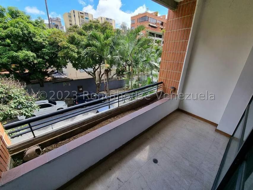 Apartamento (1 Nivel) en Venta en Campo Alegre, Distrito Metropolitano - 23