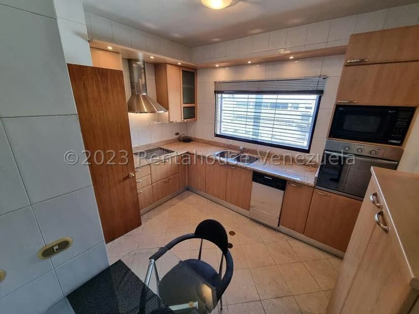 Apartamento (1 Nivel) en Venta en Campo Alegre, Distrito Metropolitano - 10