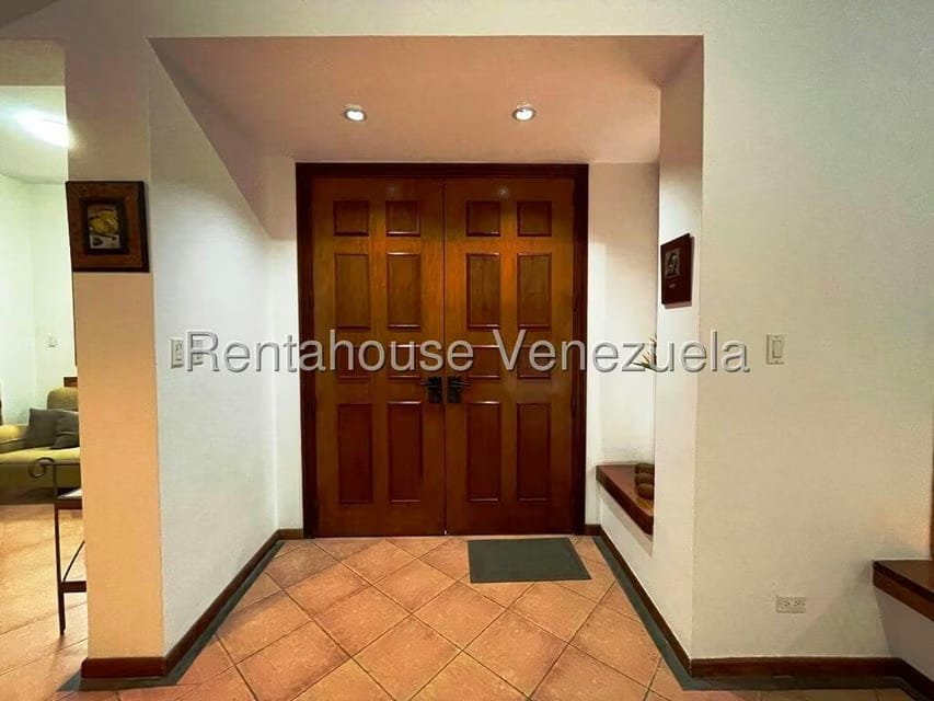 Casa (Duplex) en Venta en Los Chorros, Distrito Metropolitano - 13