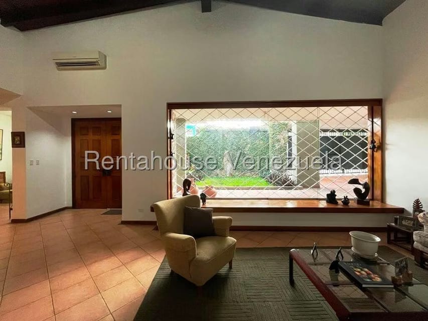 Casa (Duplex) en Venta en Los Chorros, Distrito Metropolitano - 17