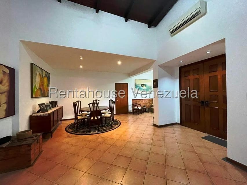Casa (Duplex) en Venta en Los Chorros, Distrito Metropolitano - 23