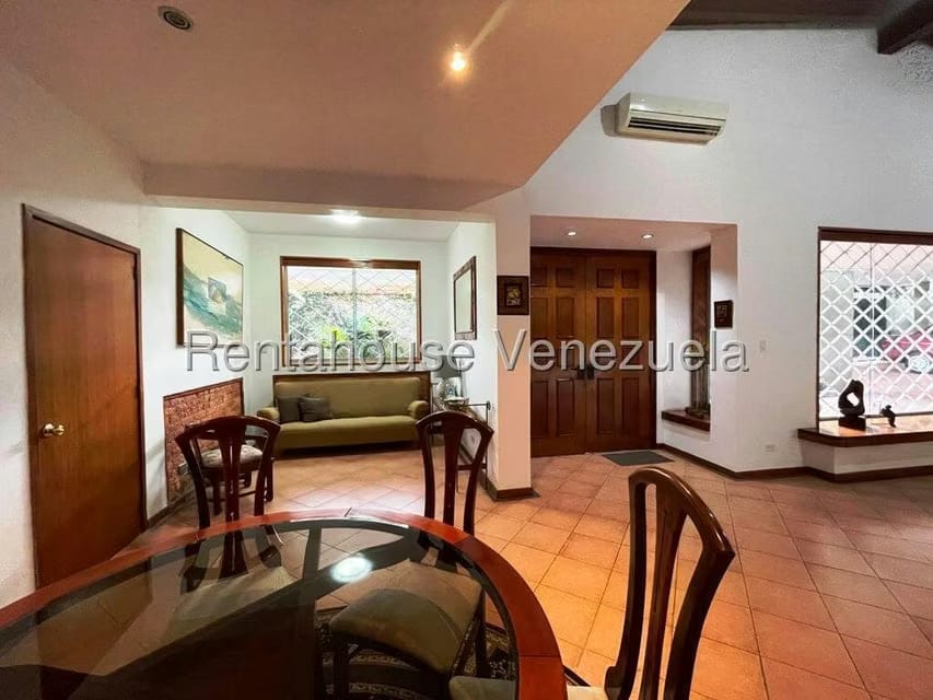 Casa (Duplex) en Venta en Los Chorros, Distrito Metropolitano - 24