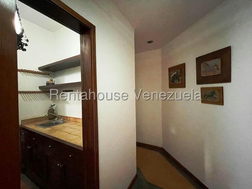 Casa (Duplex) en Venta en Los Chorros, Distrito Metropolitano - 27