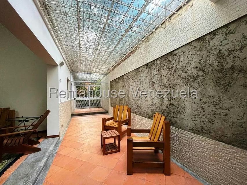 Casa (Duplex) en Venta en Los Chorros, Distrito Metropolitano - 35