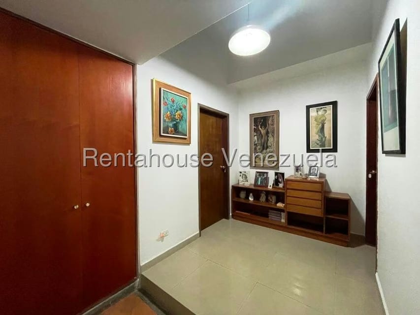 Casa (Duplex) en Venta en Los Chorros, Distrito Metropolitano - 37