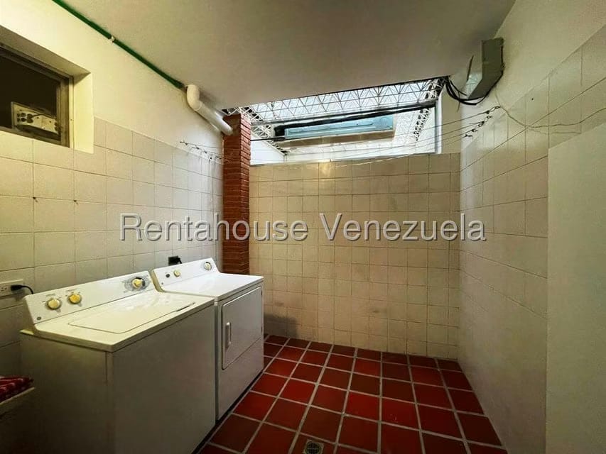 Casa (Duplex) en Venta en Los Chorros, Distrito Metropolitano - 64