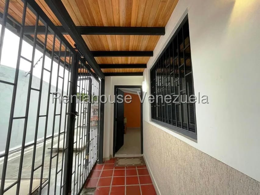 Casa (Duplex) en Venta en Los Chorros, Distrito Metropolitano - 70