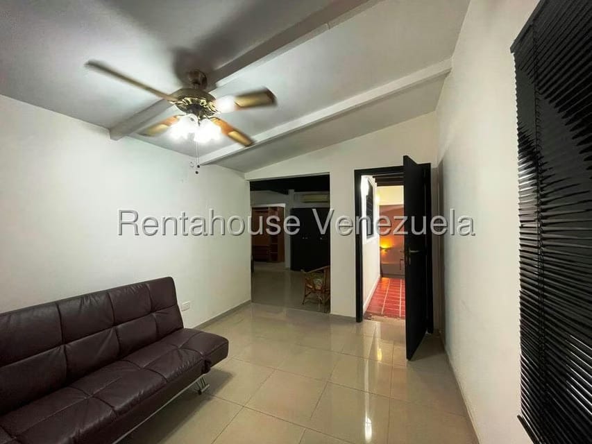Casa (Duplex) en Venta en Los Chorros, Distrito Metropolitano - 72