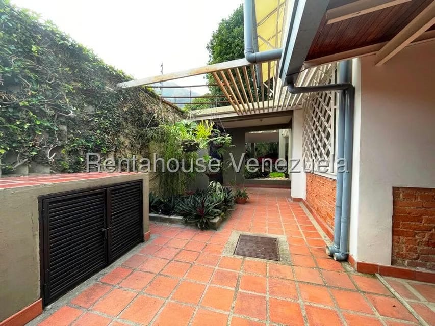 Casa (Duplex) en Venta en Los Chorros, Distrito Metropolitano - 83
