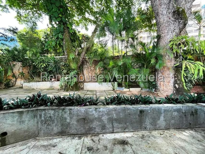 Casa (Duplex) en Venta en Los Chorros, Distrito Metropolitano - 90