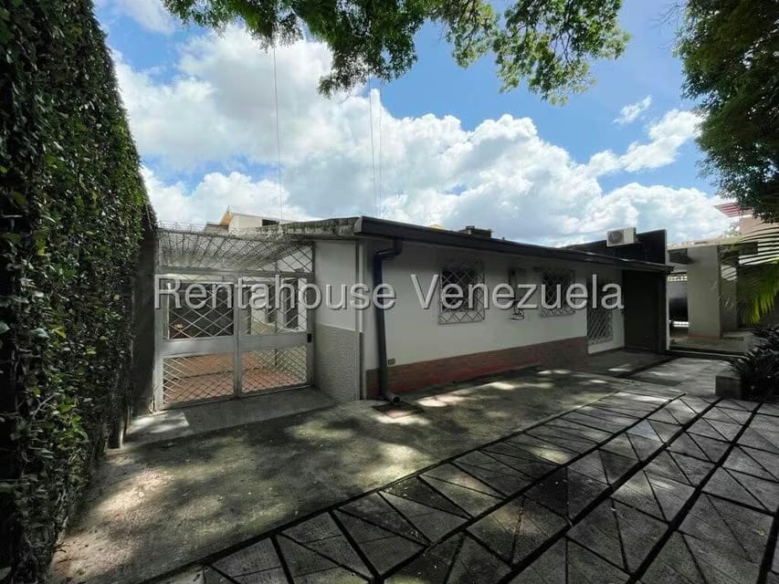 Casa (Duplex) en Venta en Los Chorros, Distrito Metropolitano - 92