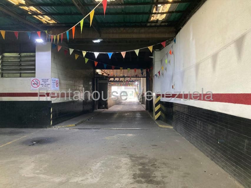 Comercial (Estacionamiento) en Venta en Parroquia La Candelaria, Distrito Metropolitano - 17