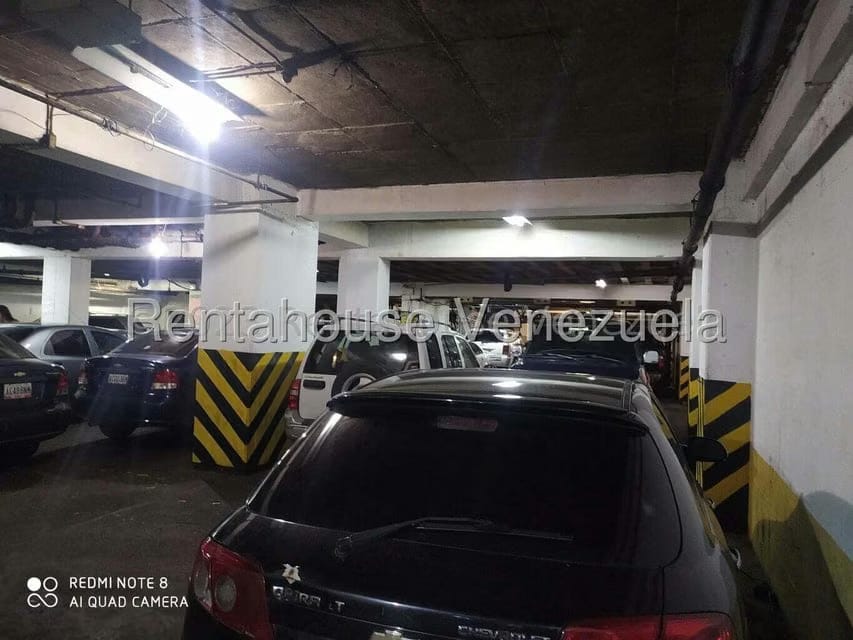 Comercial (Estacionamiento) en Venta en Parroquia La Candelaria, Distrito Metropolitano - 33