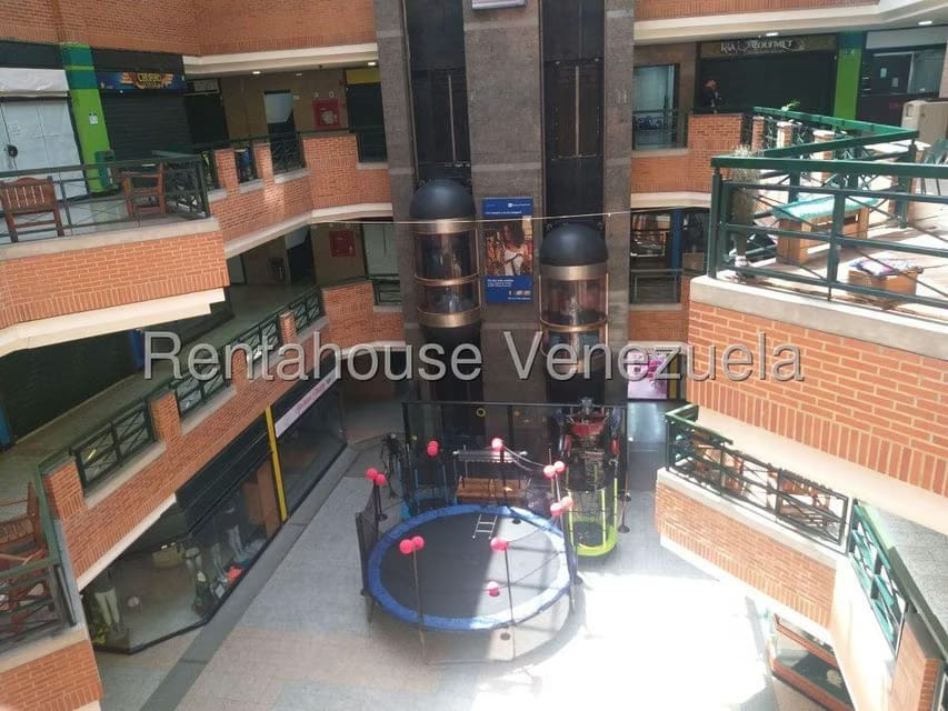 Comercial (Local Comercial) en Venta en Buenaventura, Miranda - 15