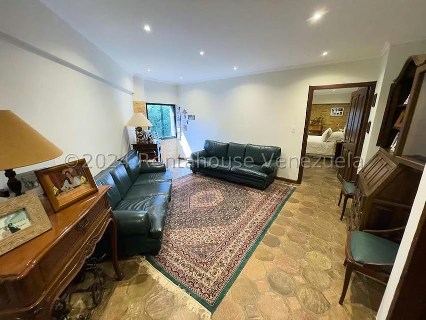 Casa (Contemporaneo) en Venta en Parque Oripoto, Distrito Metropolitano - 21