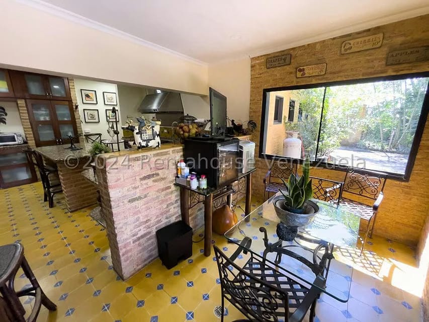 Casa (Contemporaneo) en Venta en Parque Oripoto, Distrito Metropolitano - 33
