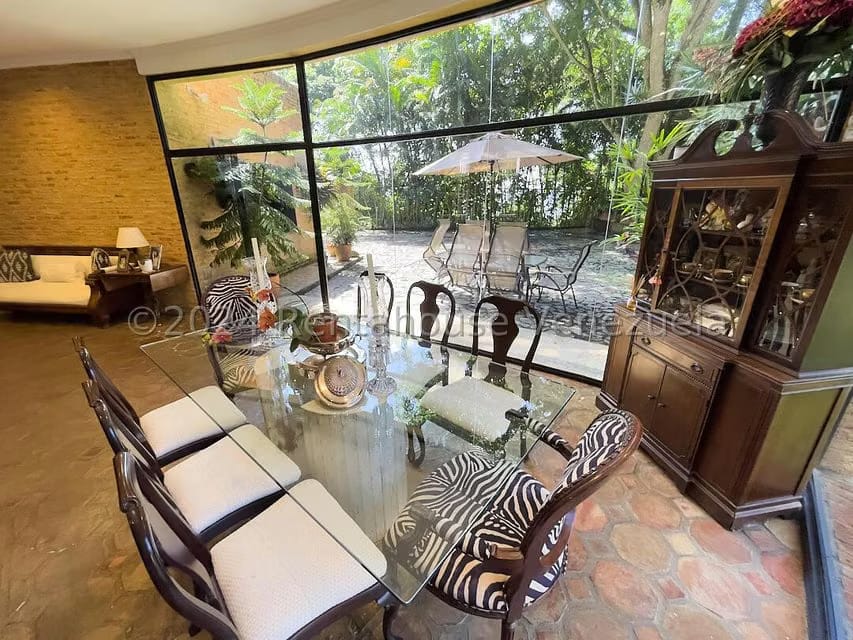 Casa (Contemporaneo) en Venta en Parque Oripoto, Distrito Metropolitano - 7