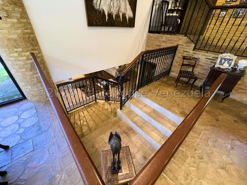 Casa (Contemporaneo) en Venta en Parque Oripoto, Distrito Metropolitano - 8