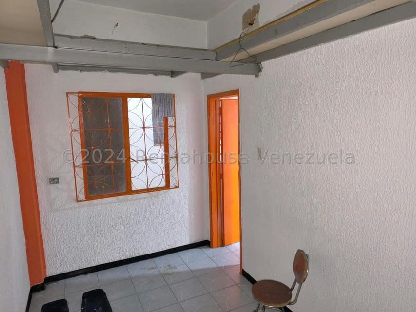 Comercial (Oficina) en Alquiler en Parroquia La Candelaria, Distrito Metropolitano - 9