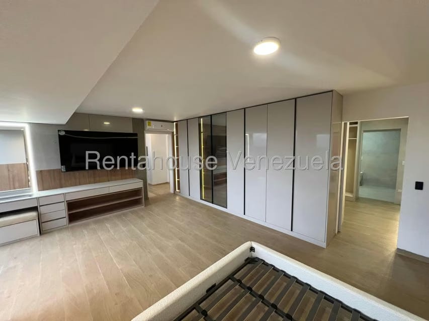 Apartamento (1 Nivel) en Venta en Lomas del Sol, Distrito Metropolitano - 16
