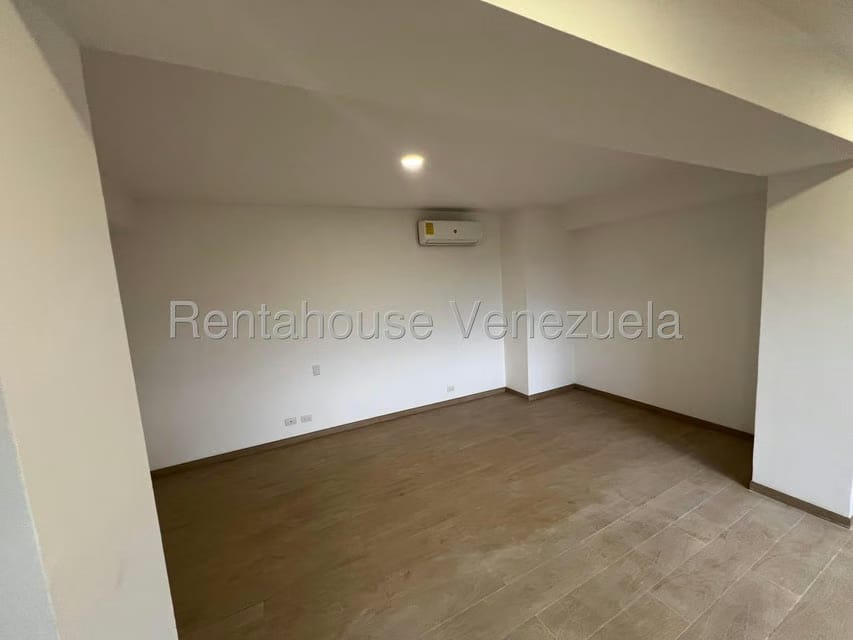 Apartamento (1 Nivel) en Venta en Lomas del Sol, Distrito Metropolitano - 20