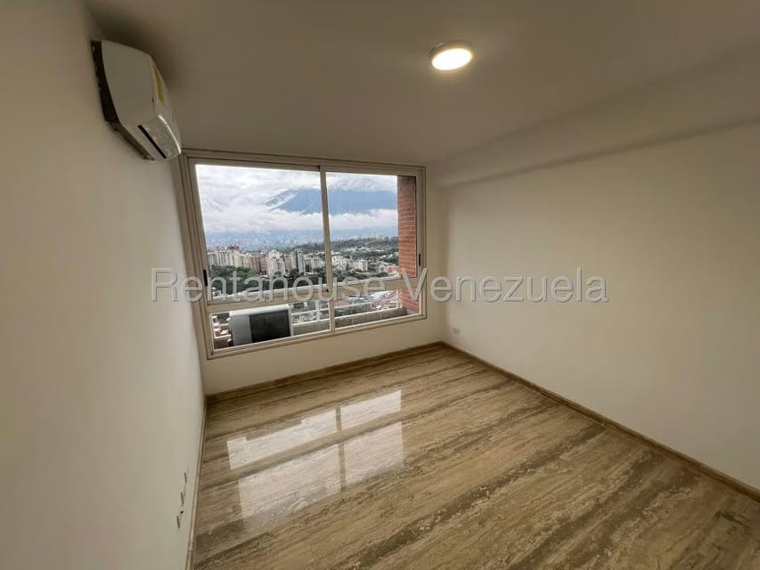 Apartamento (1 Nivel) en Venta en Lomas del Sol, Distrito Metropolitano - 22