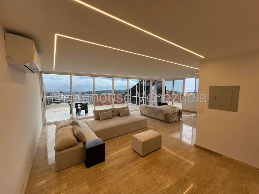 Apartamento (1 Nivel) en Venta en Lomas del Sol, Distrito Metropolitano - 24