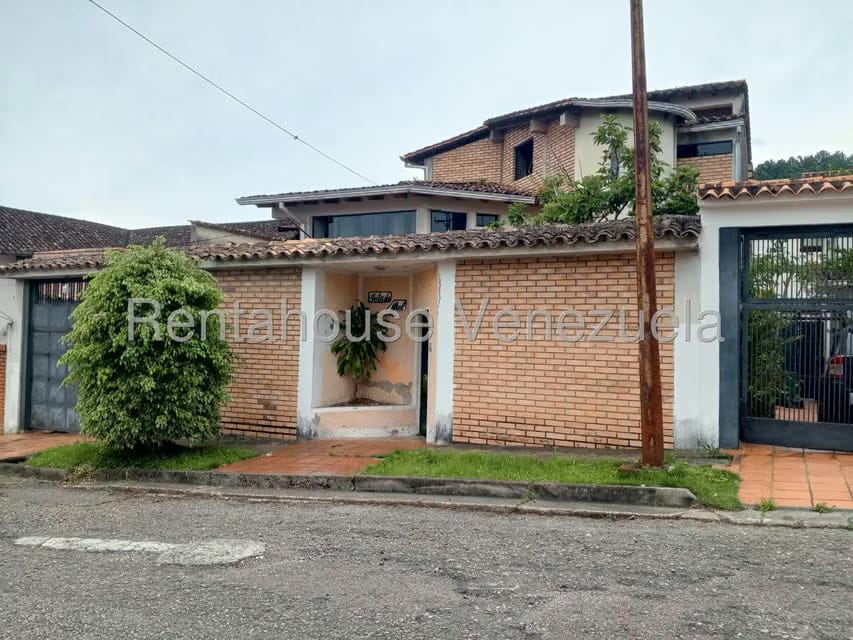 Casa (Multipes Niveles) en Alquiler en Pueblo Nuevo, Tachira