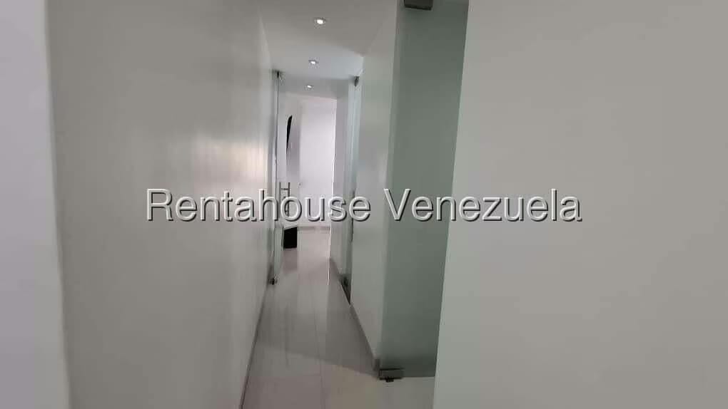 Apartamento (1 Nivel) en Alquiler en Santa Monica, Distrito Metropolitano - 11