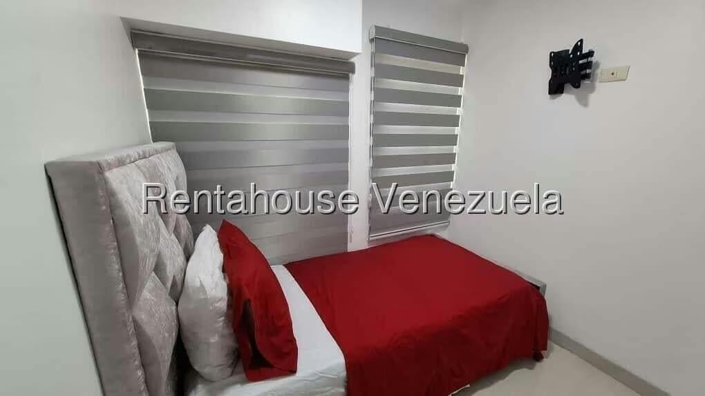 Apartamento (1 Nivel) en Alquiler en Santa Monica, Distrito Metropolitano - 12