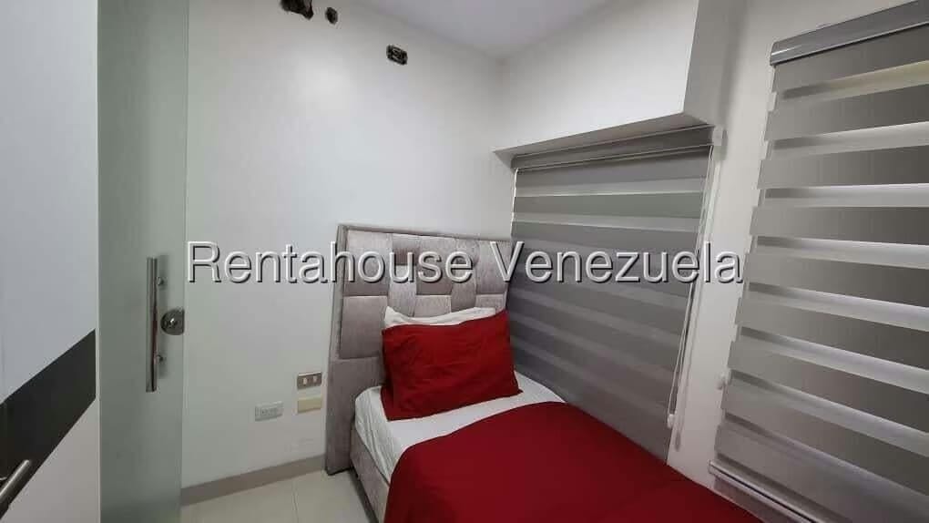 Apartamento (1 Nivel) en Alquiler en Santa Monica, Distrito Metropolitano - 13