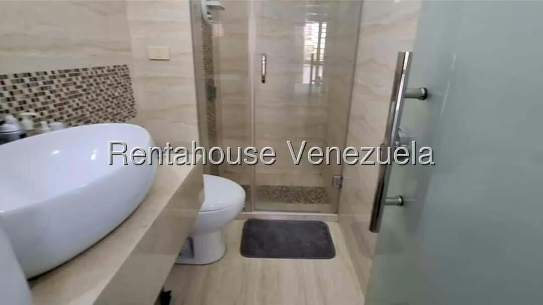 Apartamento (1 Nivel) en Alquiler en Santa Monica, Distrito Metropolitano - 20