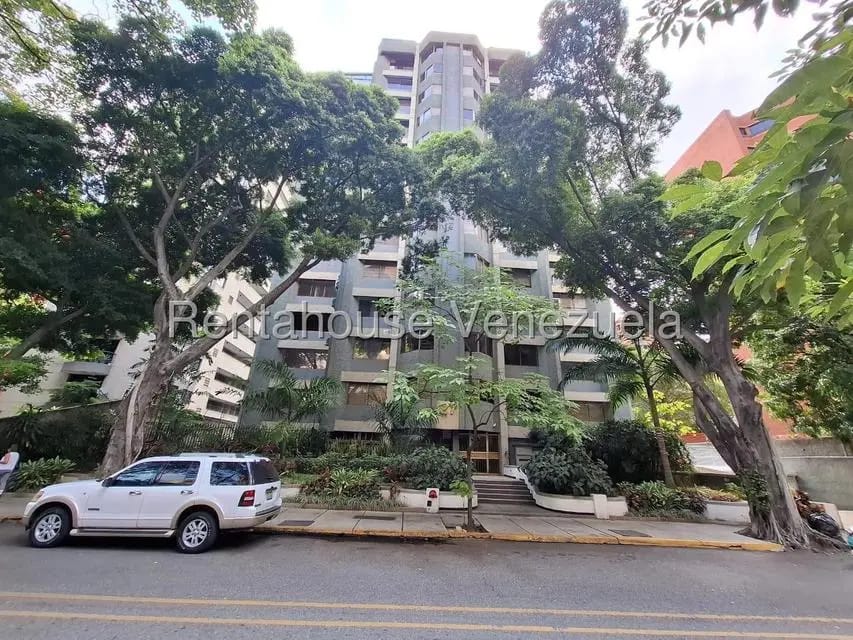 Apartamento (1 Nivel) en Alquiler en El Rosal, Distrito Metropolitano