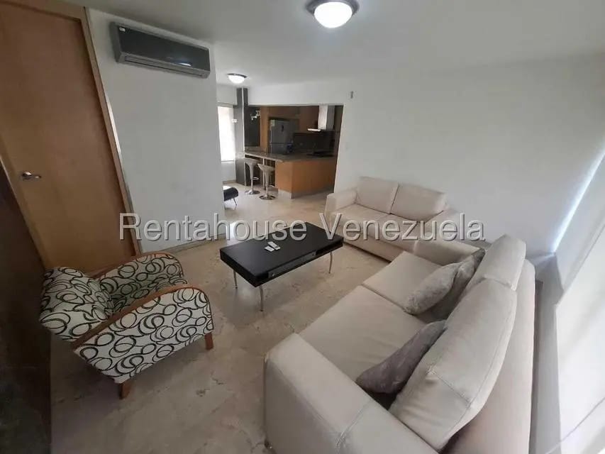 Apartamento (1 Nivel) en Alquiler en El Rosal, Distrito Metropolitano - 5