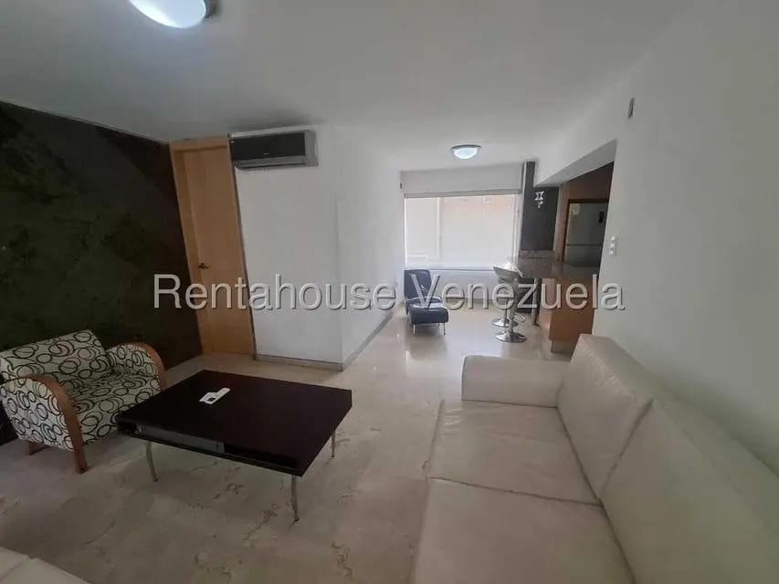 Apartamento (1 Nivel) en Alquiler en El Rosal, Distrito Metropolitano - 7