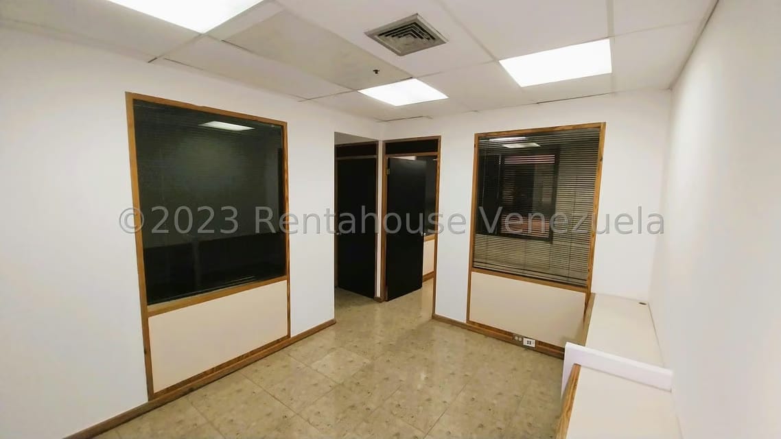 Comercial (Oficina) en Venta en Prados del Este, Distrito Metropolitano - 13