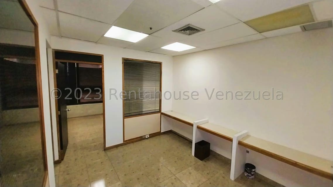 Comercial (Oficina) en Venta en Prados del Este, Distrito Metropolitano - 14