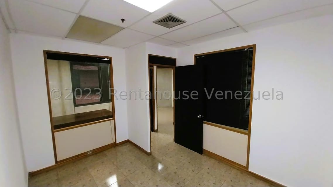 Comercial (Oficina) en Venta en Prados del Este, Distrito Metropolitano - 17