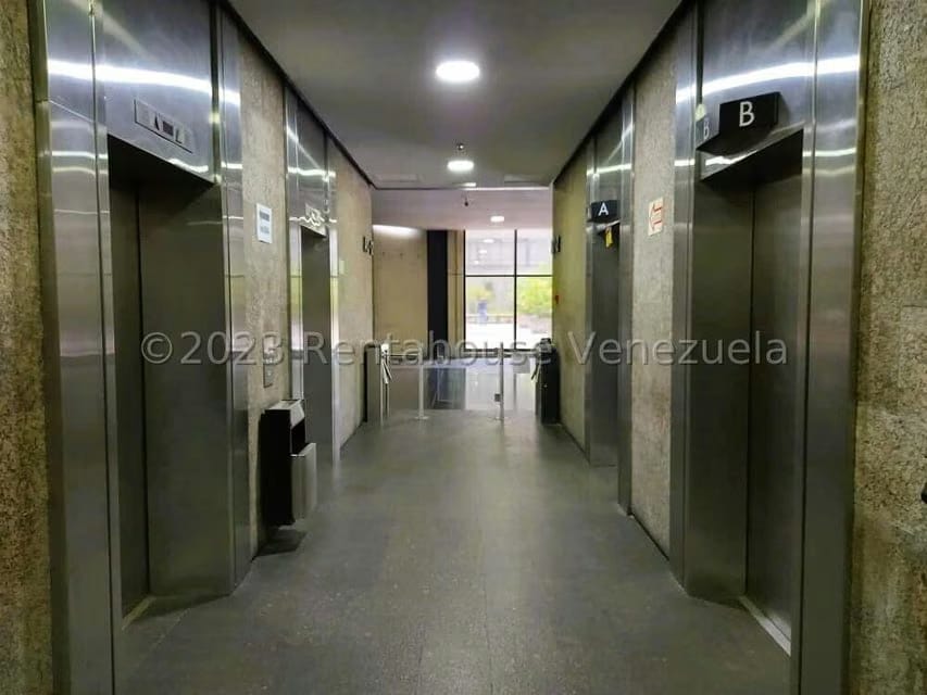 Comercial (Oficina) en Venta en Prados del Este, Distrito Metropolitano - 23