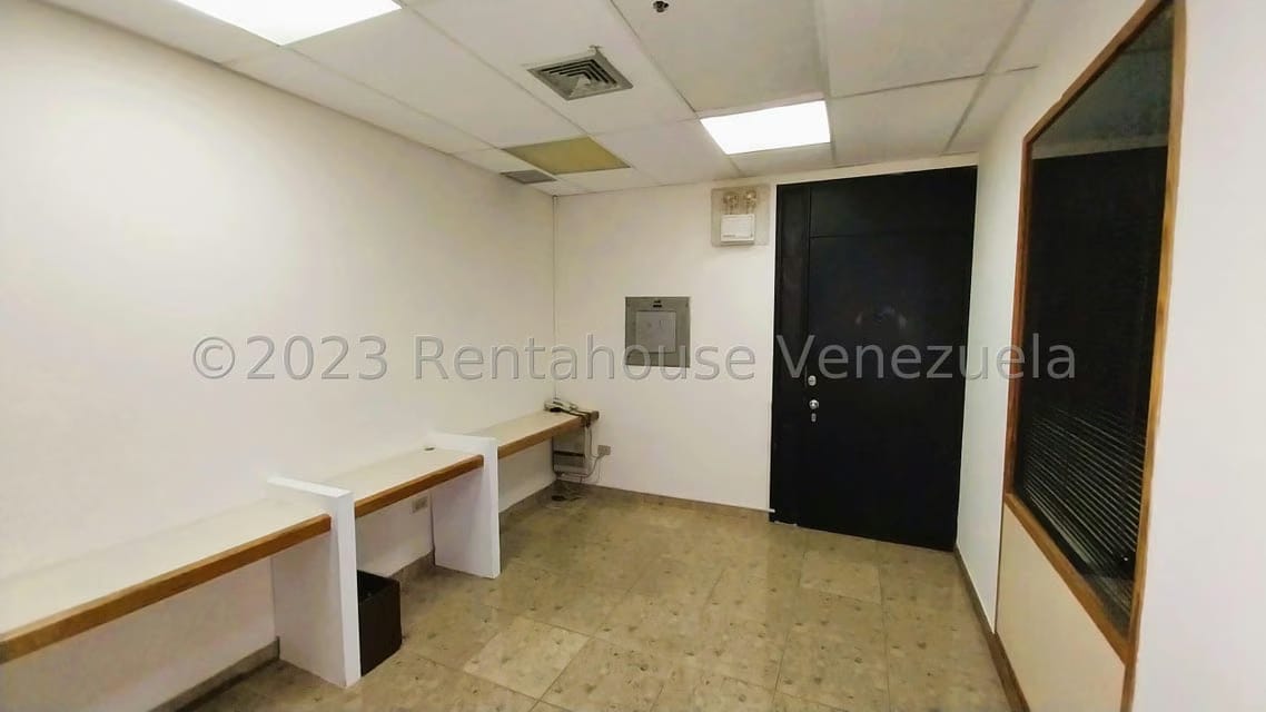 Comercial (Oficina) en Venta en Prados del Este, Distrito Metropolitano - 10