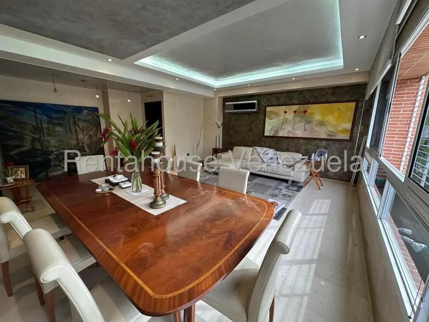 Apartamento (Duplex) en Venta en Lomas del Sol, Distrito Metropolitano - 12