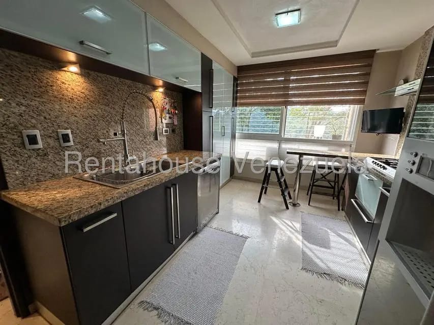 Apartamento (Duplex) en Venta en Lomas del Sol, Distrito Metropolitano - 20