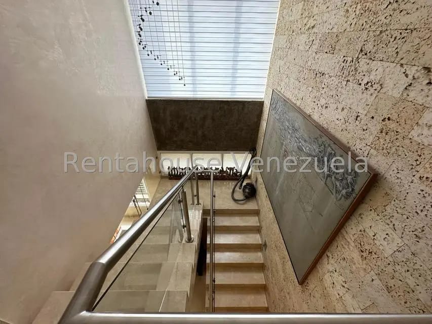 Apartamento (Duplex) en Venta en Lomas del Sol, Distrito Metropolitano - 25