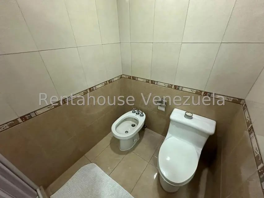 Apartamento (Duplex) en Venta en Lomas del Sol, Distrito Metropolitano - 27