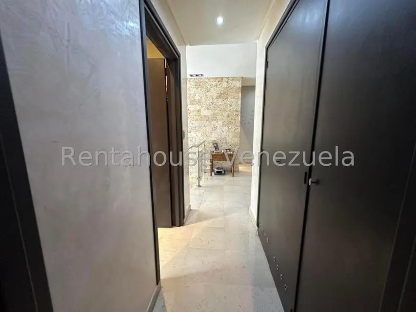 Apartamento (Duplex) en Venta en Lomas del Sol, Distrito Metropolitano - 34