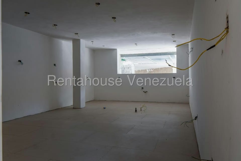 Casa (Multipes Niveles) en Venta en Prados del Este, Distrito Metropolitano - 11